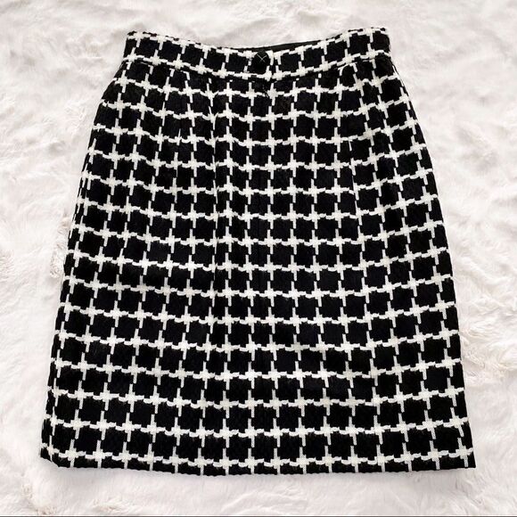 VINTAGE Carlisle Houndstooth Wool Blend Tweed Pencil Skirt Career Black White 8 - Picture 4 of 9